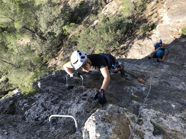 Subiendo con seguridad