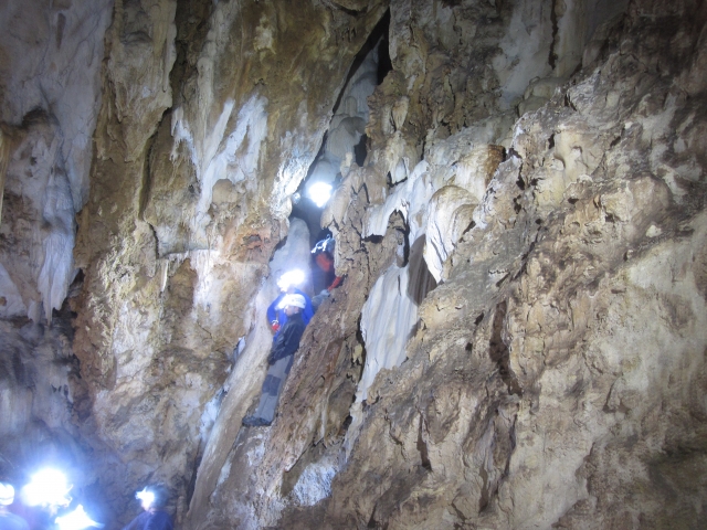  Alla scoperta delle grotte 