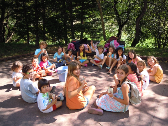 Jugando al aire libre