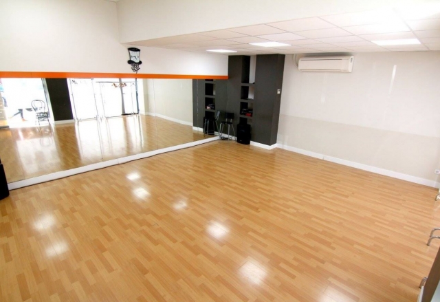  Air-conditioned facilities 
