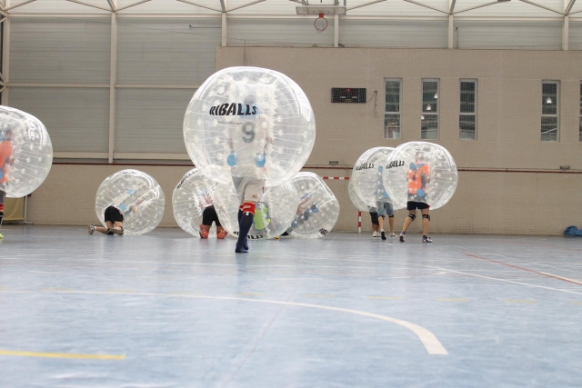  Giocare a Bubble Football 