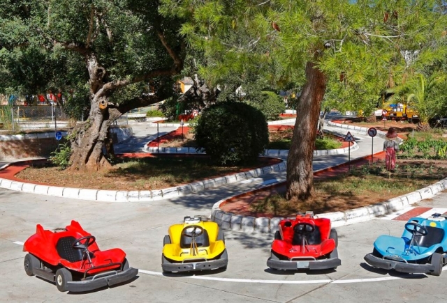 Coches de colores para educacion vial