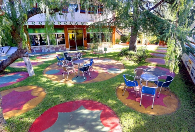 Mesitas al aire libre