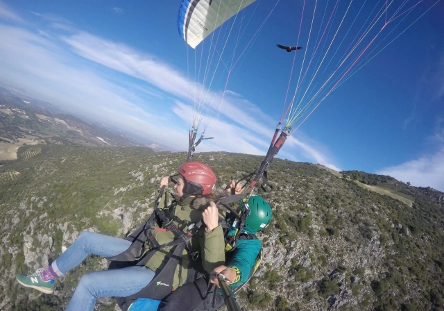 Vuela en parapente en Ronda
