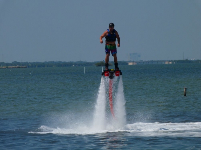  Rising with propelled water 
