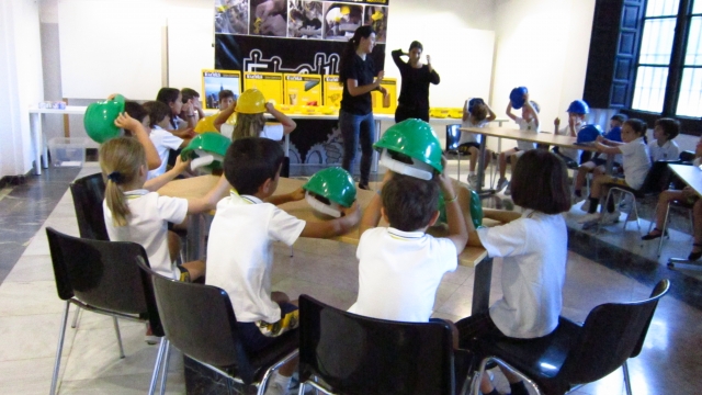  Students with safety helmets 