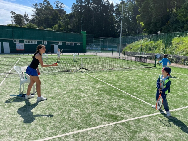  Learning to play tennis 