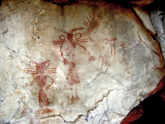 pinturas-cerroorganos-parquenaturaldespenaperros-las-nogueras-campamentos-multiaventura.jpg