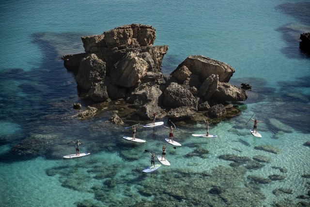 Rota de paddle surf em Menorca 