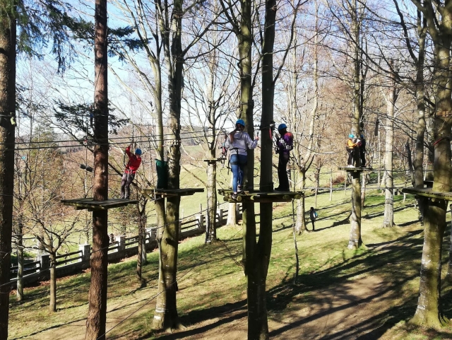 Participantes de nuestro parque de aventura