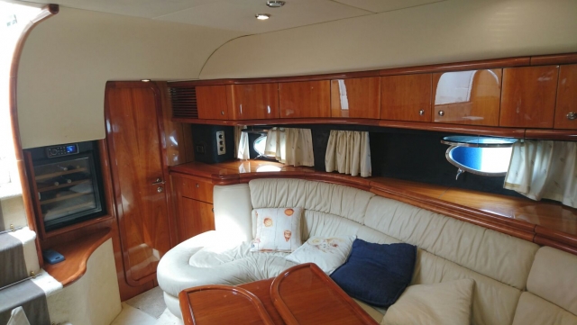  Interiors 