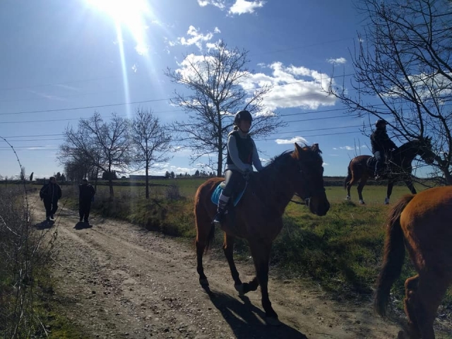  Horseback riding route under the sun