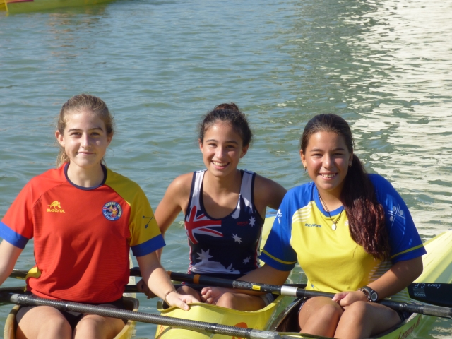 Jóvenes piragüistas