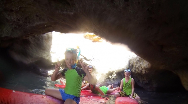 En las cuevas