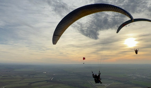 Vuelo en parapente biplaza