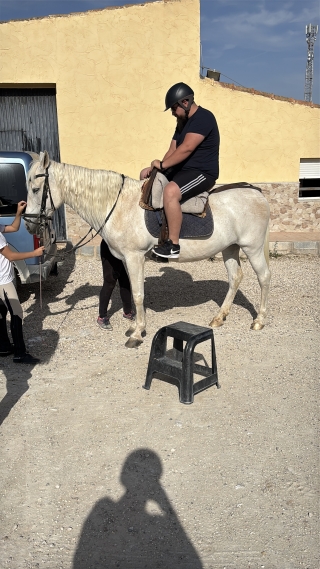 res_o-64589-rutas-a-caballo_de_andrea-cuenca-martinez_17496470176699.jpeg