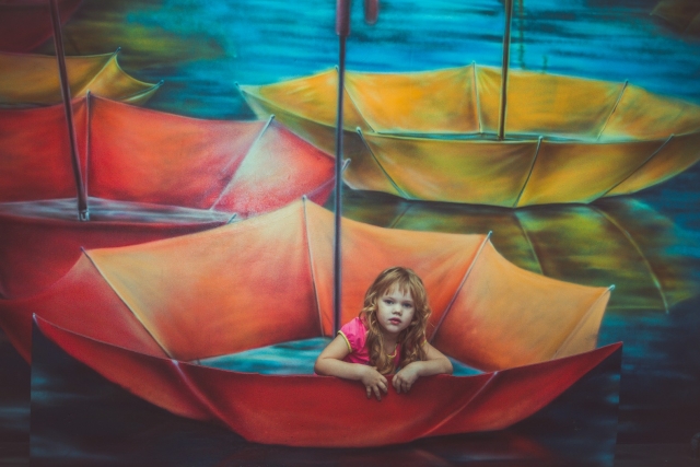 Dentro de los paraguas