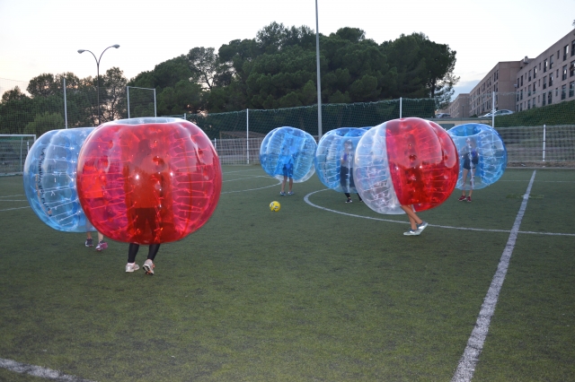 dsc-1676la-burbuja-del-futbol.jpg