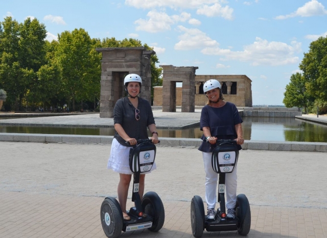 De ruta por el Templo de Debod