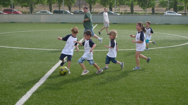 l1130816number-16-school.jpg