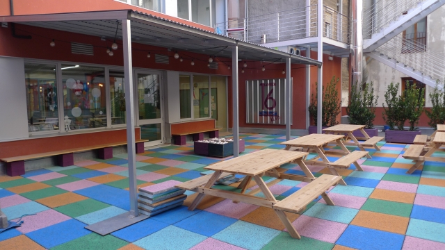 l1140629number-16-school.jpg