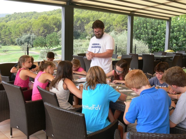  在露台上与老师一起