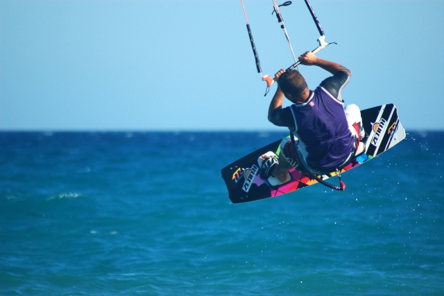  kitesurfing close up