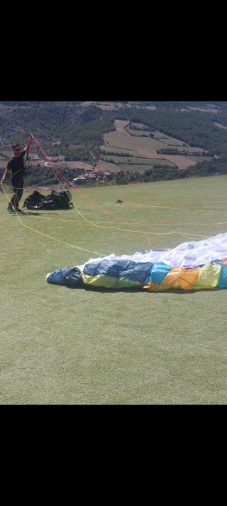 res_o-67880-parapente_de_daniel-paredes-ribera_17919795366194.jpg