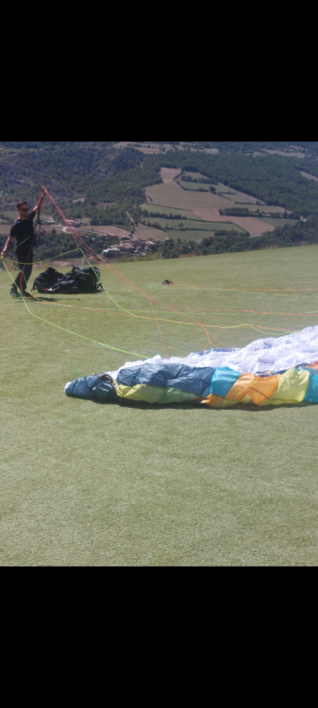 Opinião de Maria sobre Voo de parapente em Avià 20-25 minutos