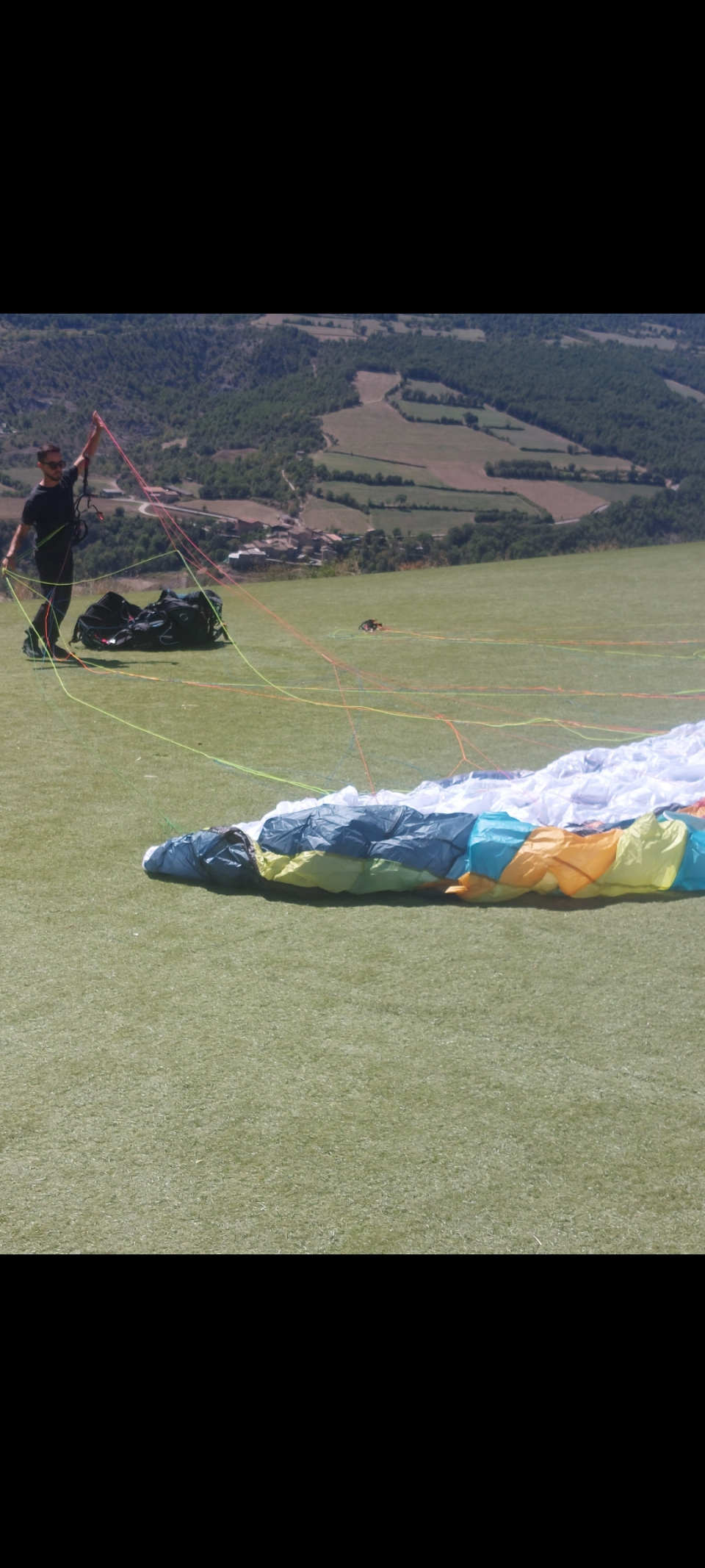 res_o-67880-parapente_de_daniel-paredes-ribera_17919795366194.jpg
