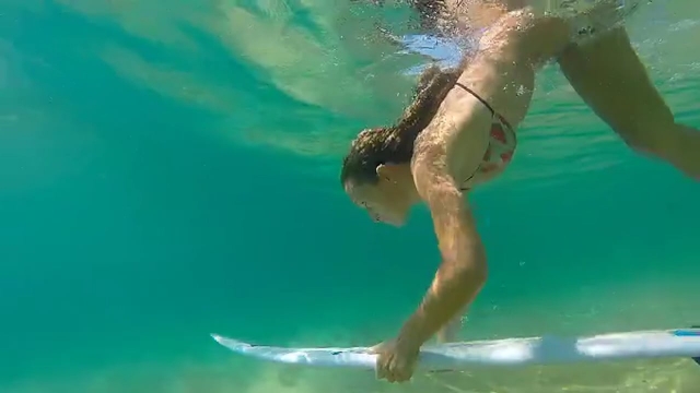  sott'acqua con la tavola 