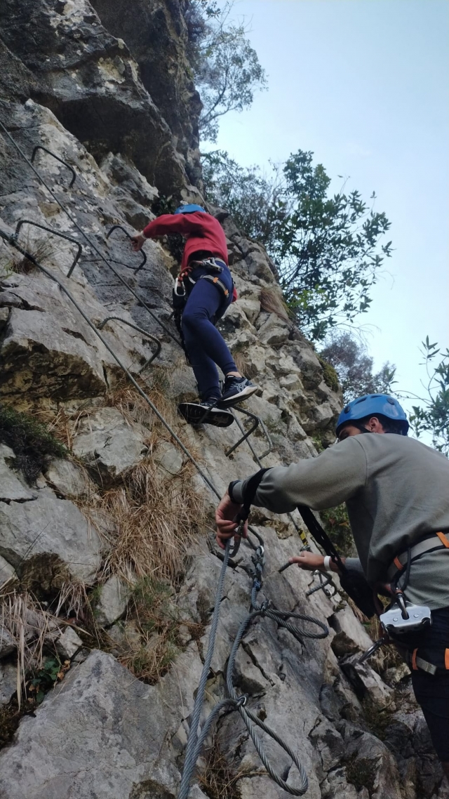 Opinião de Mónica sobre Way Ferrata Gorge of Bays + 4 Tirolinas