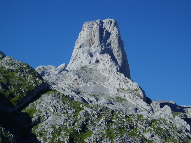 Ascensión a Vega de Urriellu