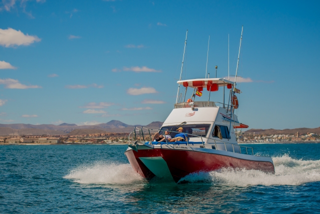 Barco alta mar