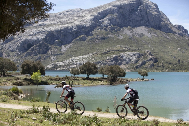 Laguna en la Tramuntana