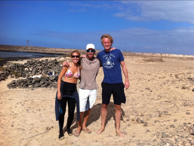 Con los visitantes a la isla