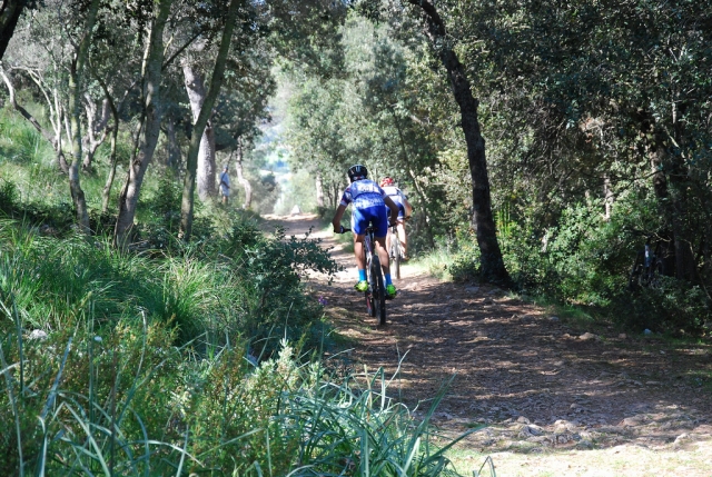  Scopri la catena montuosa in bicicletta 