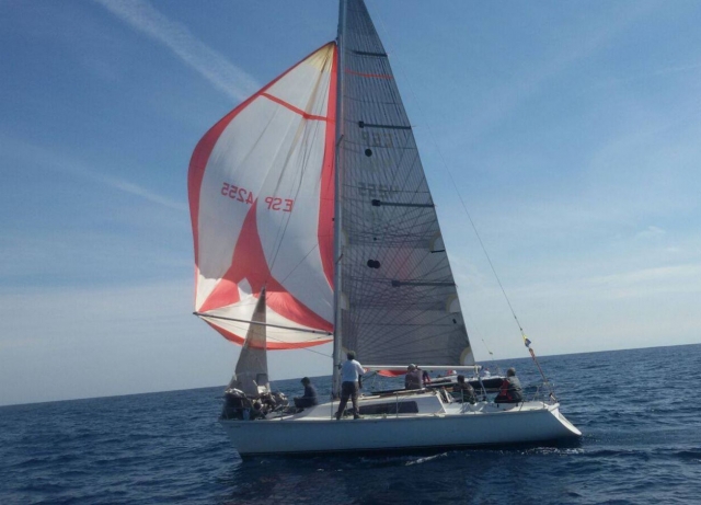 Desplegando las velas