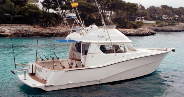 Sal a pescar en nuestro charter