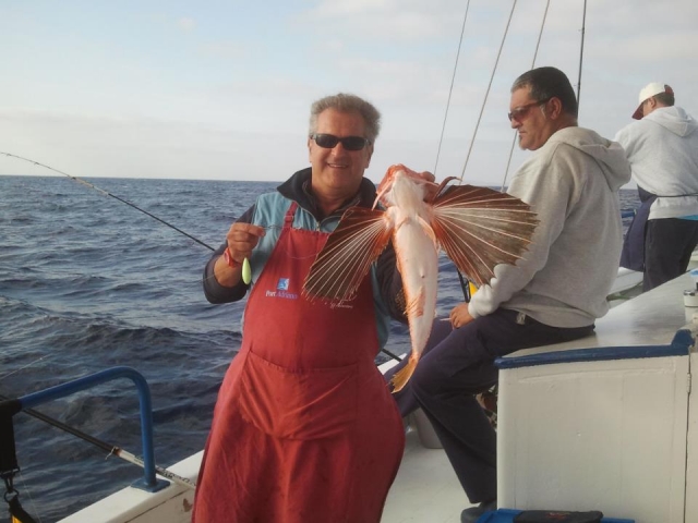  在马略卡岛钓鱼 