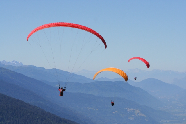  Soaring through the skies 