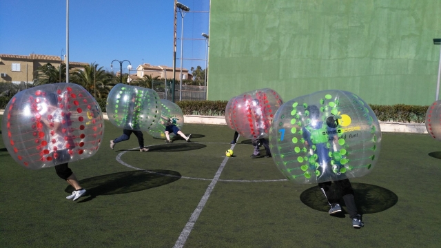 nada como futebol de bolha 