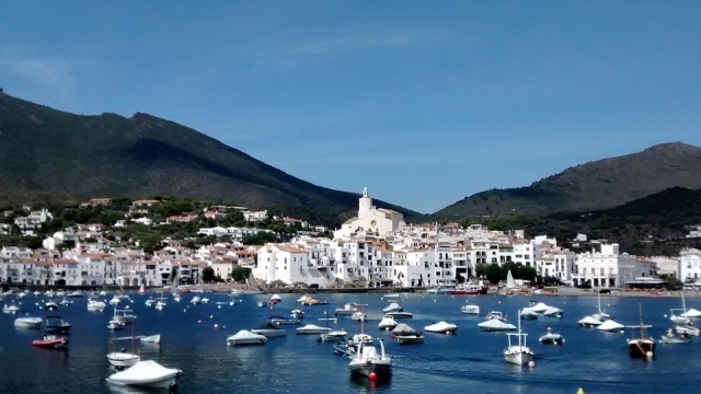 Pueblos blancos en la costa brava