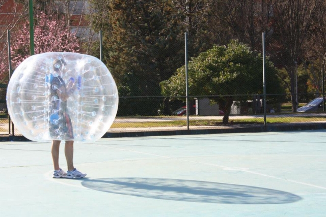 Disfruta en Madrid del futbol burbuja