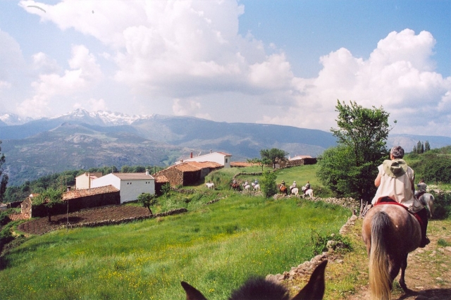 A caballo por pueblos de Avila