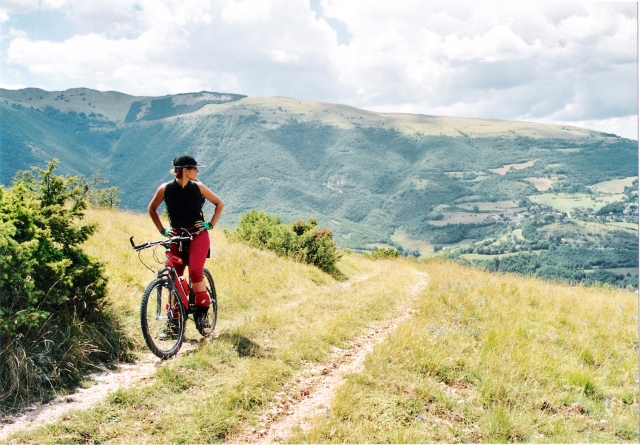  Mountain biking 
