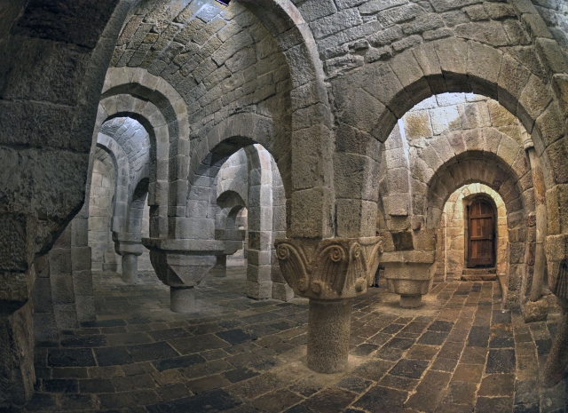  Cripta del monastero di Leyre 