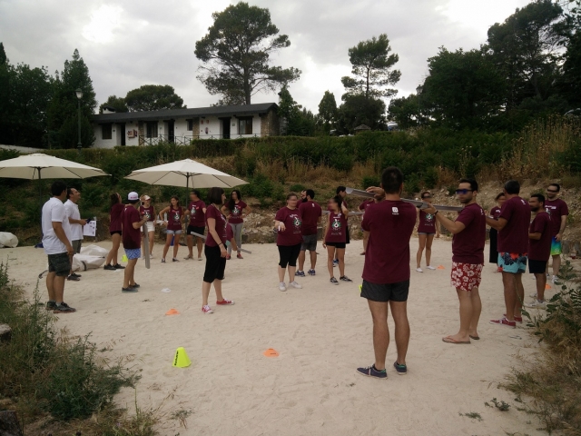 Team building en los exteriores del hotel