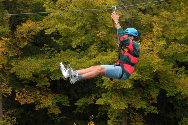 Aventura na tirolesa 