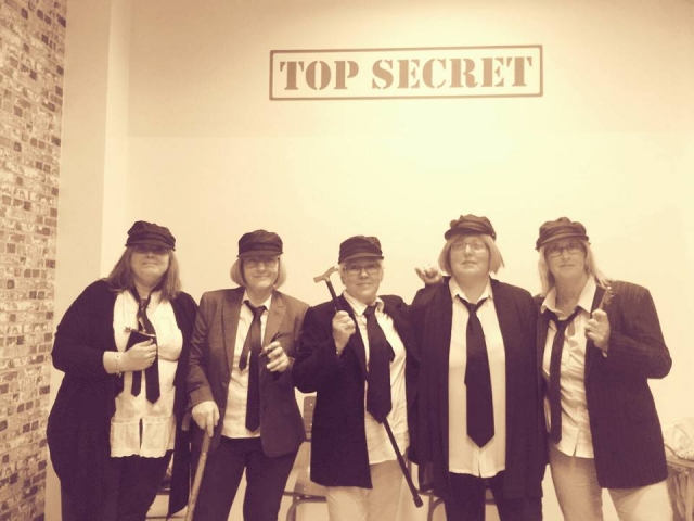  他们玩得很开心 